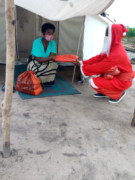 Weihnachten im Flüchtlingslager in Nordmosambik, das wichtigste Geschenk ist die Hoffnung auf Frieden